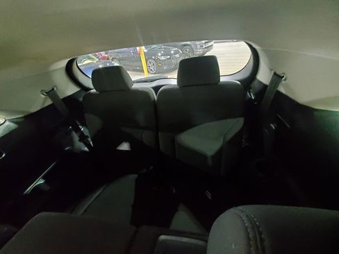 Used 2017 Kia Sorento LX w/ LX Convenience Package image 26