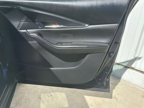 Certified 2025 MAZDA CX-30 AWD 2.5 S w/ Preferred Package image 18