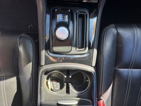 Used 2021 Chrysler 300 S image 35