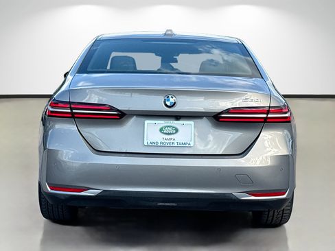 Used 2024 BMW 530i w/ Premium Package RWD image 4