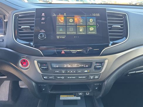 Certified 2022 Honda Pilot Special Edition image 18