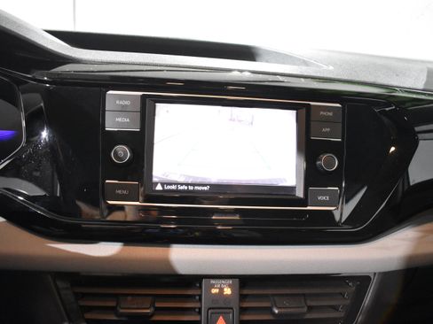 Used 2024 Volkswagen Taos S image 18