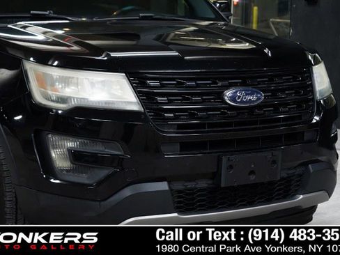 Used 2016 Ford Explorer XLT w/ Equipment Group 202A AWD/4WD image 9