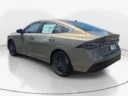New 2026 Nissan Sentra SV w/ Floor Mat Package FWD image 8
