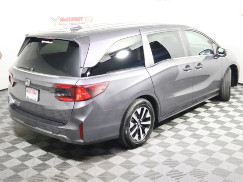 Used 2025 Honda Odyssey EX-L image 3