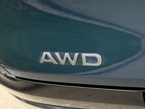 Certified 2025 Nissan Murano Platinum w/ Cargo Package image 7