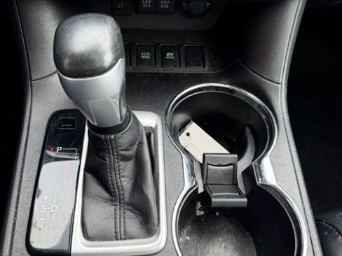 Used 2017 Toyota Highlander Limited Platinum image 27