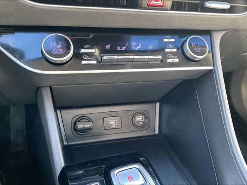 Certified 2023 Hyundai Sonata SEL image 22