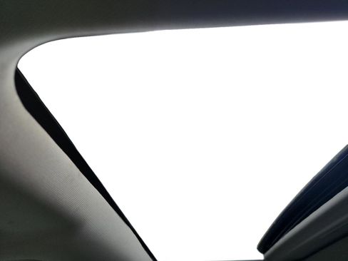 Used 2014 Nissan Altima 2.5 SL w/ Technology Package image 17