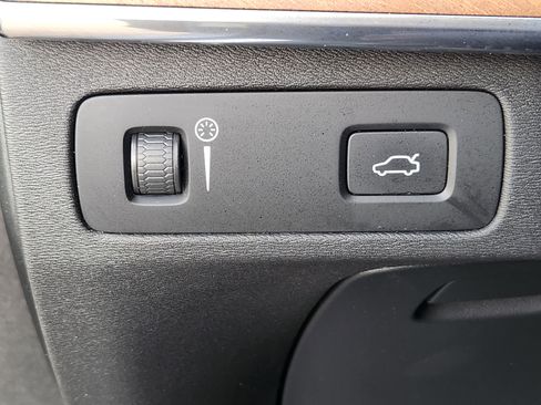 Used 2018 Volvo XC90 T6 Inscription w/ Convenience Package image 31