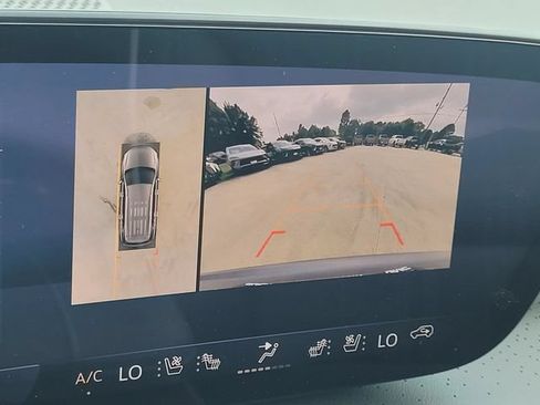 New 2026 Buick Enclave Avenir FWD image 16