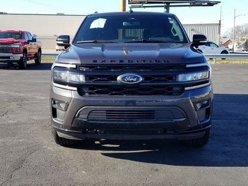 Used 2023 Ford Expedition Max Limited image 2