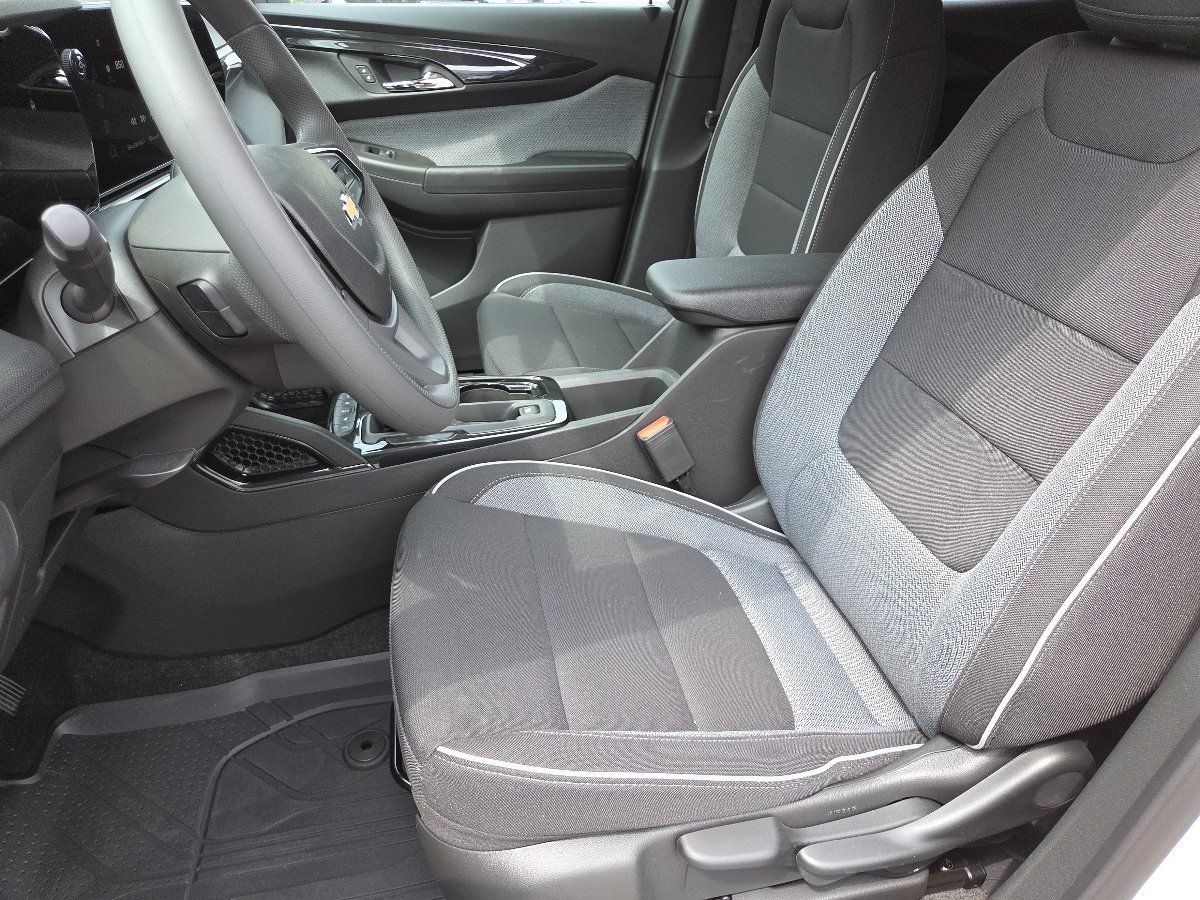 New 2026 Chevrolet TrailBlazer LT AWD/4WD image 24