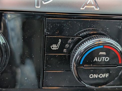 New 2026 Nissan Pathfinder SL image 14