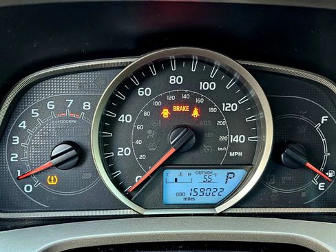 Used 2014 Toyota RAV4 LE image 17