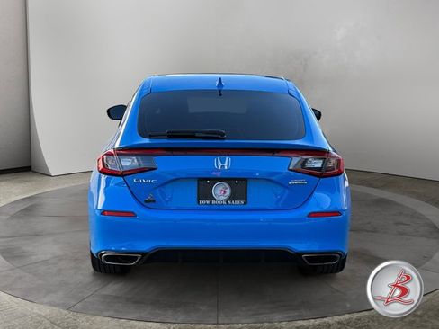 Used 2023 Honda Civic Sport Touring image 6
