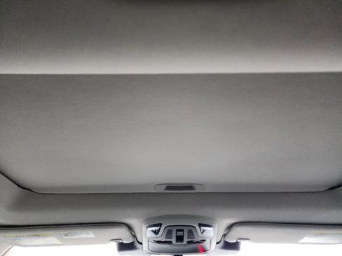 Certified 2025 Subaru Outback Limited image 19