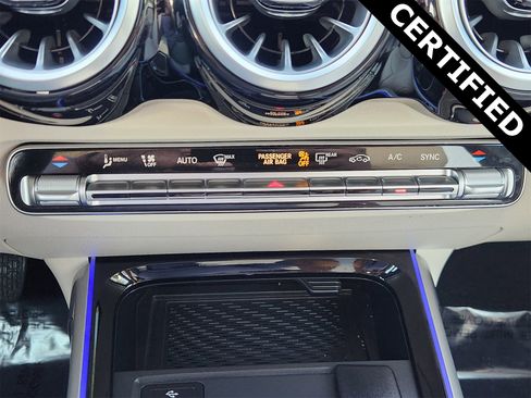 Certified 2025 Mercedes-Benz GLB 250 image 18