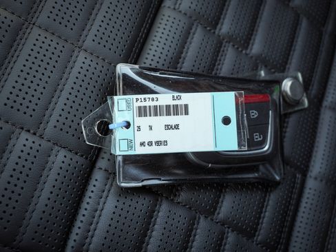 Used 2025 Cadillac Escalade V image 42