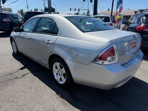 Used 2007 Ford Fusion SE FWD image 5