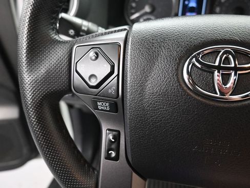 Used 2023 Toyota Tacoma TRD Off-Road image 20