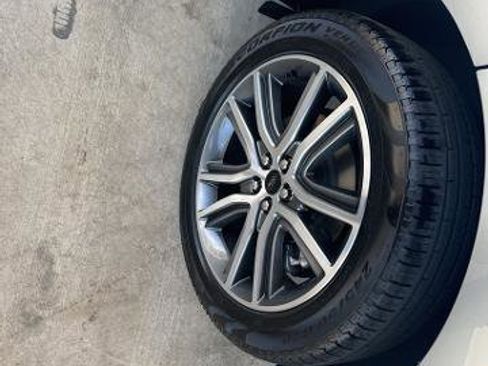 Certified 2024 Ford Edge Titanium w/ Equipment Group 301A image 20