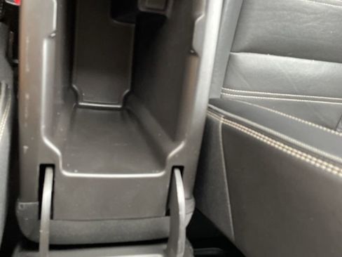 Used 2021 GMC Canyon Denali image 17