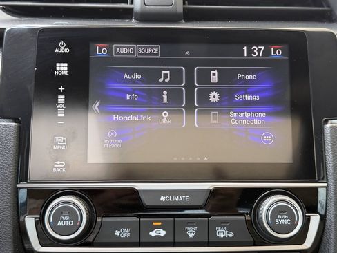 Used 2018 Honda Civic EX-L image 12