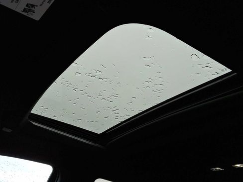 Certified 2021 GMC Sierra 1500 AT4 w/ AT4 Premium Package image 15