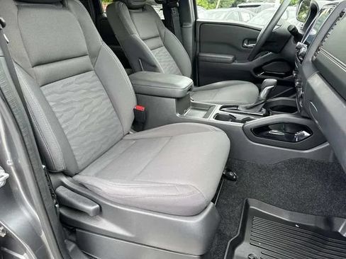 Used 2023 Nissan Frontier SV w/ Midnight Edition Package AWD/4WD image 28