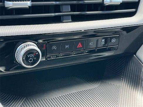 New 2025 Ford Explorer Active image 16