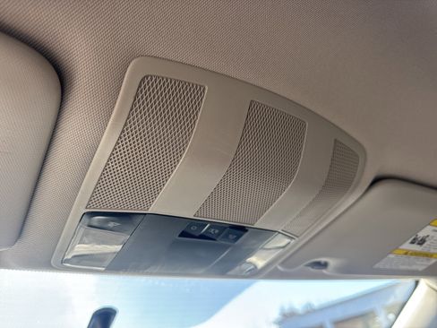 Used 2018 Mitsubishi Eclipse Cross LE image 31