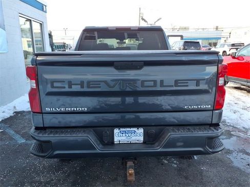 Used 2021 Chevrolet Silverado 1500 Custom w/ Safety Confidence Package image 5