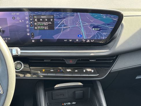 Used 2025 Buick Envision Preferred image 29