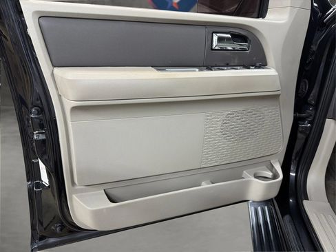 Used 2012 Ford Expedition XLT RWD image 31