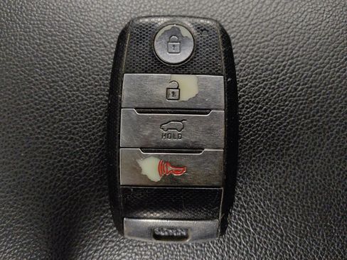 Used 2017 Kia Sportage SX FWD image 32
