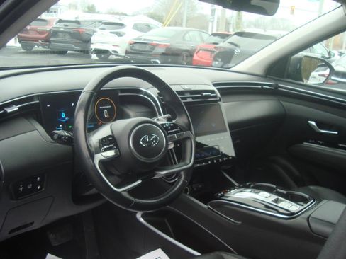 Used 2024 Hyundai Tucson Limited image 9