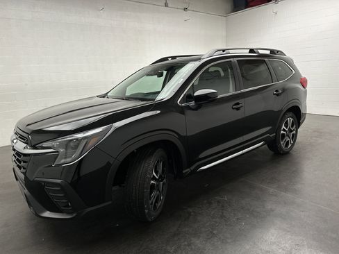 New 2026 Subaru Ascent Limited image 4
