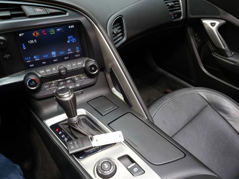 Used 2016 Chevrolet Corvette Stingray Z51 Coupe 2D w/ Carbon Flash Badge Package image 56