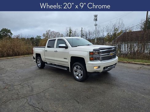 Used 2015 Chevrolet Silverado 1500 High Country w/ High Country Premium Package image 12