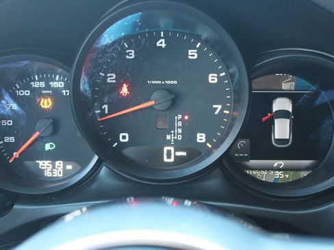 Used 2018 Porsche Macan Sport Edition image 20