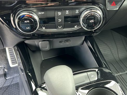 New 2025 Chevrolet Trax RS w/ Driver Confidence Package image 21