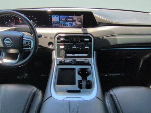 Certified 2025 Nissan Armada SV RWD image 11