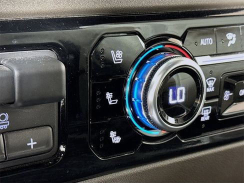 Certified 2024 GMC Sierra 2500 SLT w/ Texas SLT Premium Package image 19