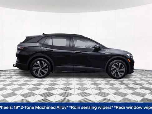 Certified 2023 Volkswagen ID.4 Pro image 11