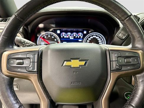 Used 2019 Chevrolet Silverado 1500 High Country image 13