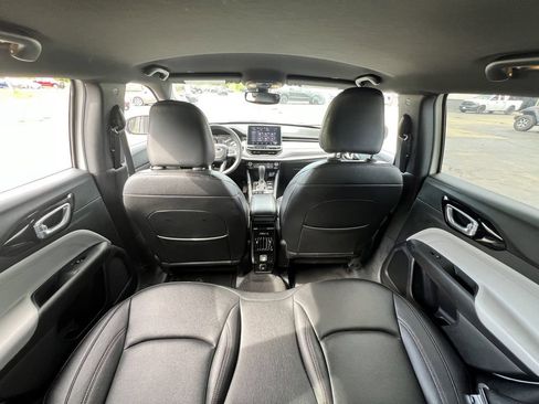 Used 2024 Jeep Compass Limited AWD/4WD image 34