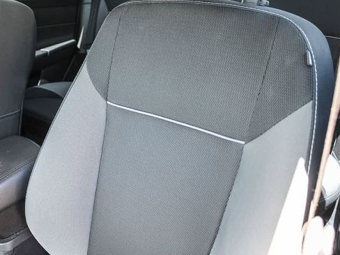 Used 2014 Ford Focus SE FWD image 12