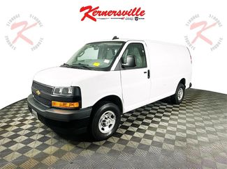 Used 2024 Chevrolet Express 2500 video 3