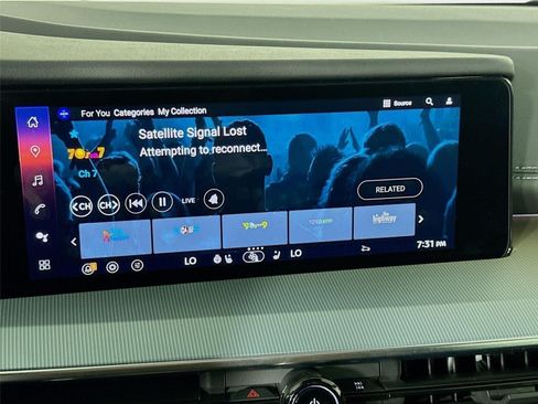 Certified 2025 Nissan Murano SL w/ Cargo Package AWD/4WD image 15